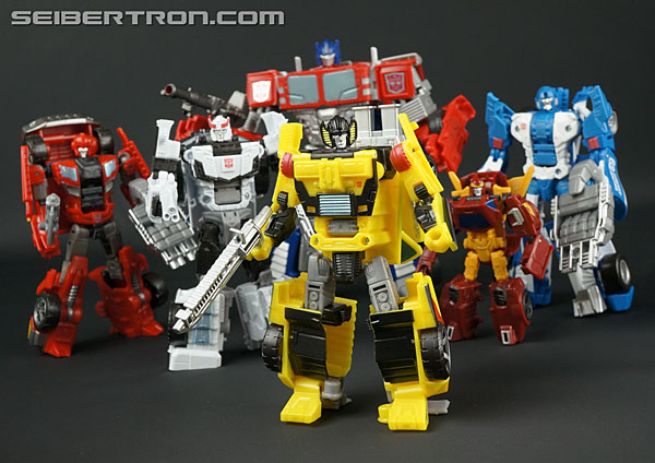 Transformers Generations Combiner Wars Sunstreaker (Image #151 of 179)