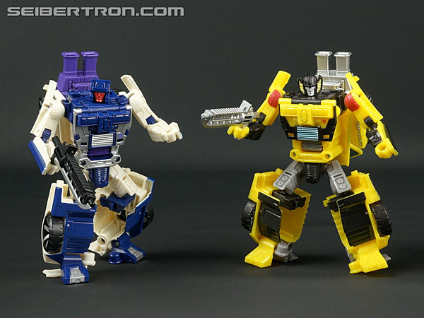 Transformers Generations Combiner Wars Sunstreaker (Image #176 of 179)