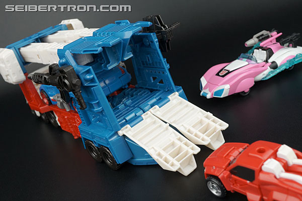 Transformers Generations Combiner Wars Ultra Magnus (Image #66 of 207)