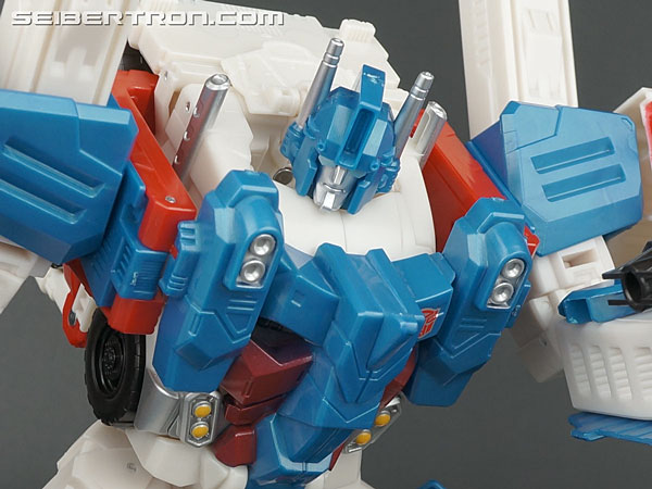 Transformers Generations Combiner Wars Ultra Magnus Toy Gallery (Image ...