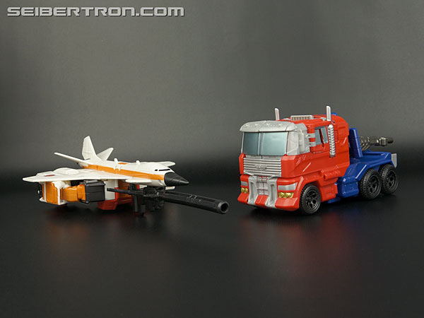 Transformers Generations Combiner Wars Optimus Prime (Image #40 of 155)