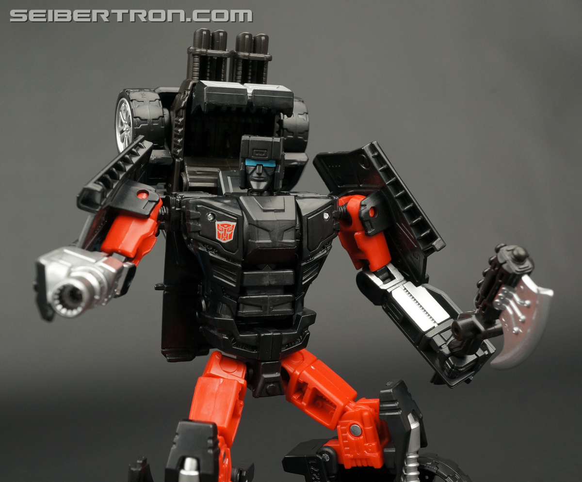 transformers trailbreaker toy