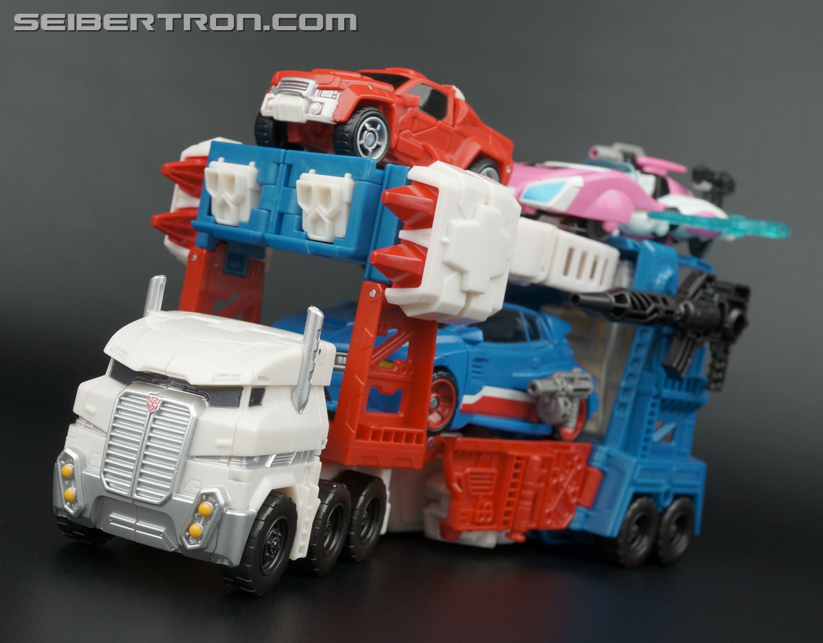 Transformers Generations Combiner Wars Ultra Magnus (Image #70 of 207)