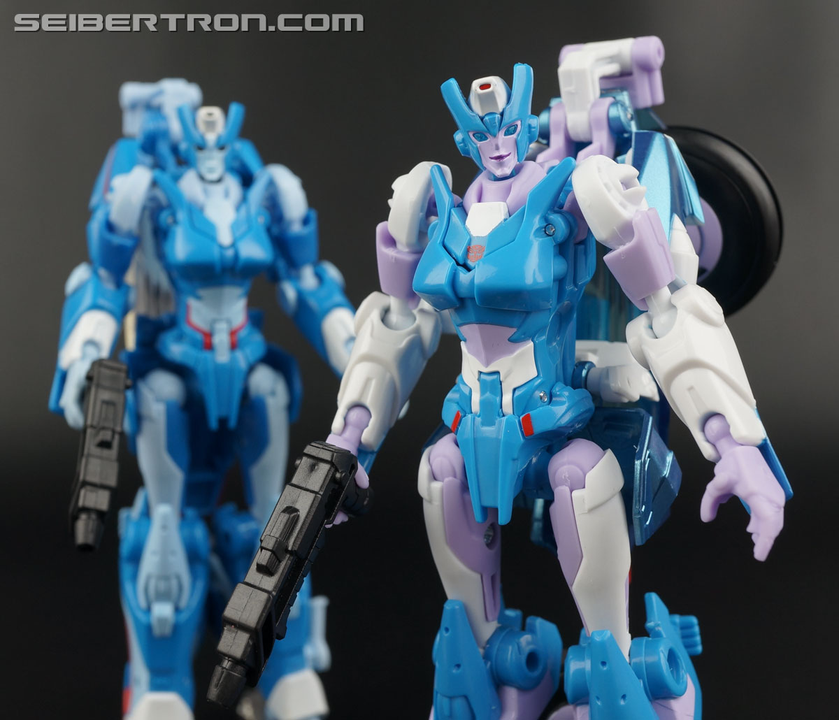 Transformers Legends Chromia Toy Gallery (Image #124 of 137)