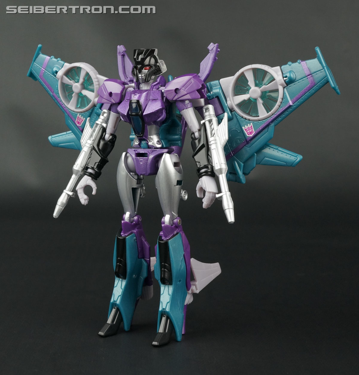 Slipstream hi. Transformers Legends Slipstream. Transformers Slipstream Toy. Слипстрим Slipstream трансформеры. Трансформеры легенды игрушки.