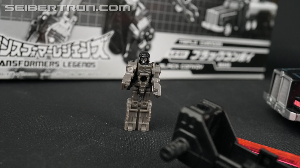 Transformers Legends Headmaster Black Convoy (Image #1 of 37)