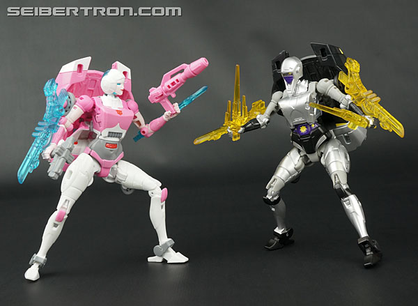 Transformers News: Top 5 Best Female Transformers Toys