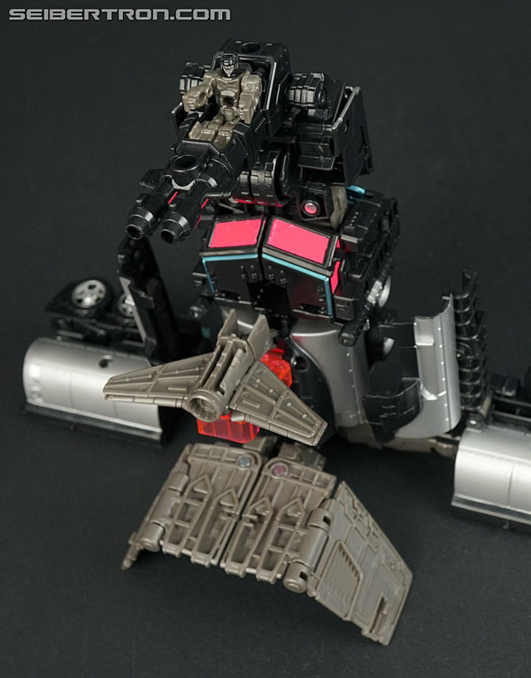 Transformers Legends Headmaster Black Convoy (Image #33 of 37)