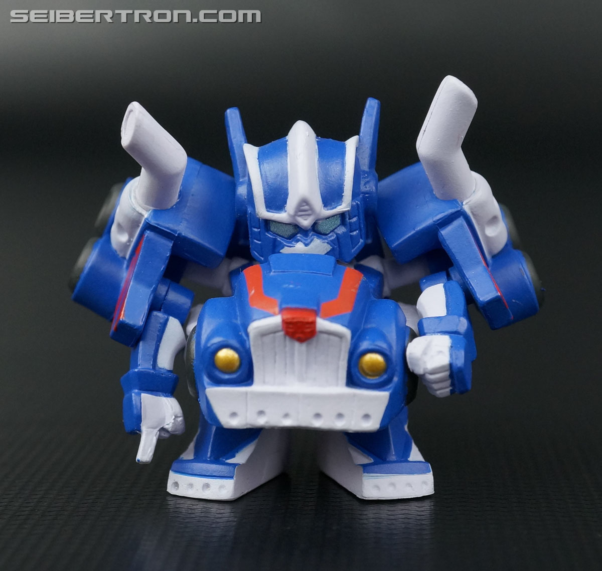 Q-Transformers Optimus Prime (Image #1 of 32)