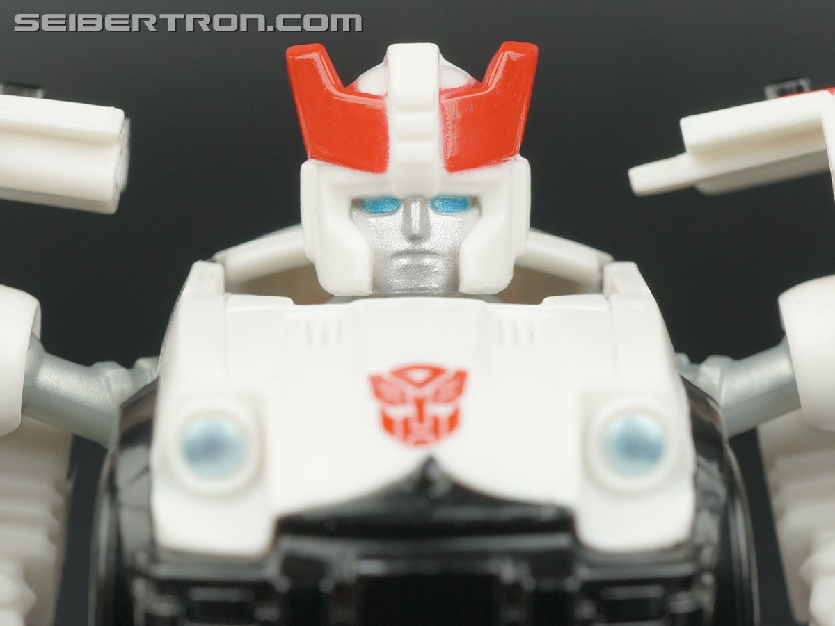 Q-Transformers Prowl (Image #28 of 88)