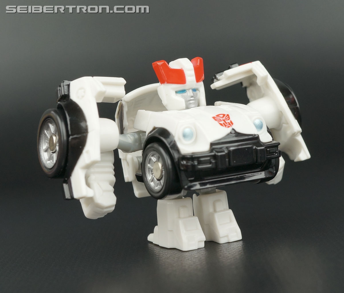 Q-Transformers Prowl (Image #31 of 88)