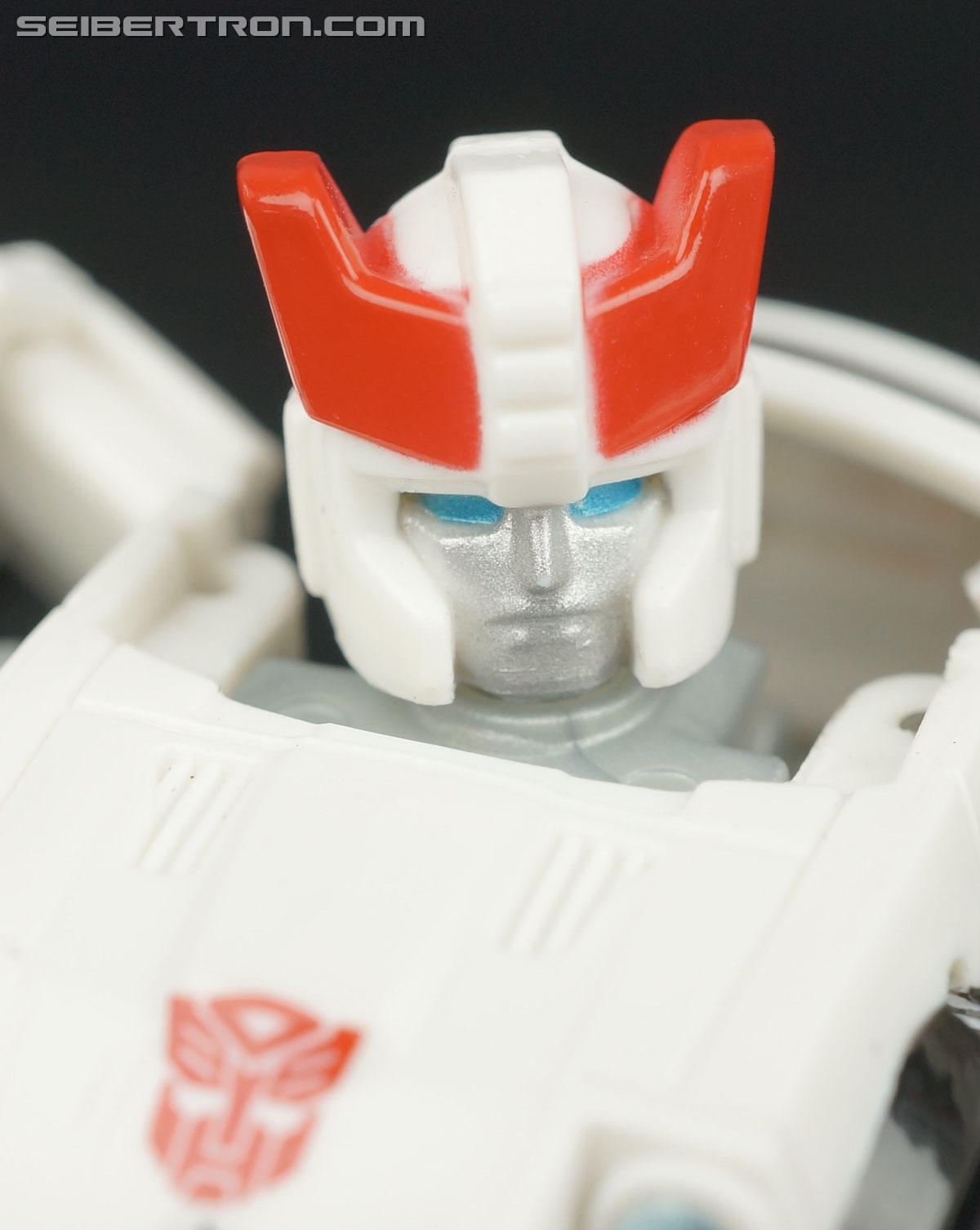Q-Transformers Prowl (Image #63 of 88)