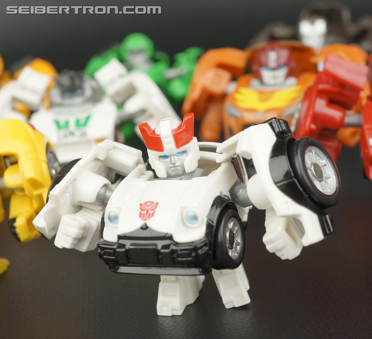 Q-Transformers Prowl (Image #79 of 88)