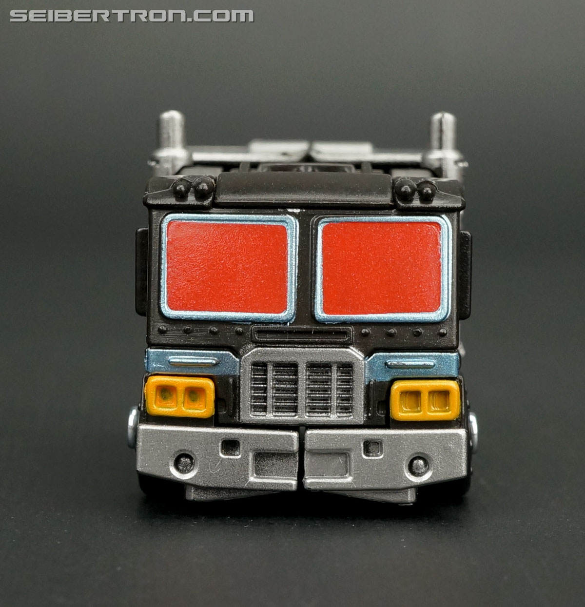 Q-Transformers Black Convoy (Black Optimus Prime) (Image #8 of 78)