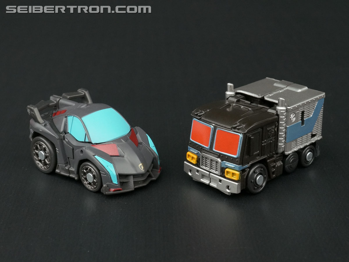 Q-Transformers Black Convoy (Black Optimus Prime) (Image #31 of 78)