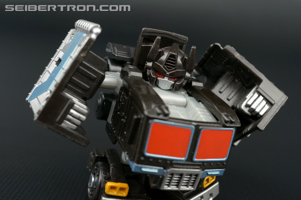 Q-Transformers Black Convoy (Black Optimus Prime) (Image #54 of 78)