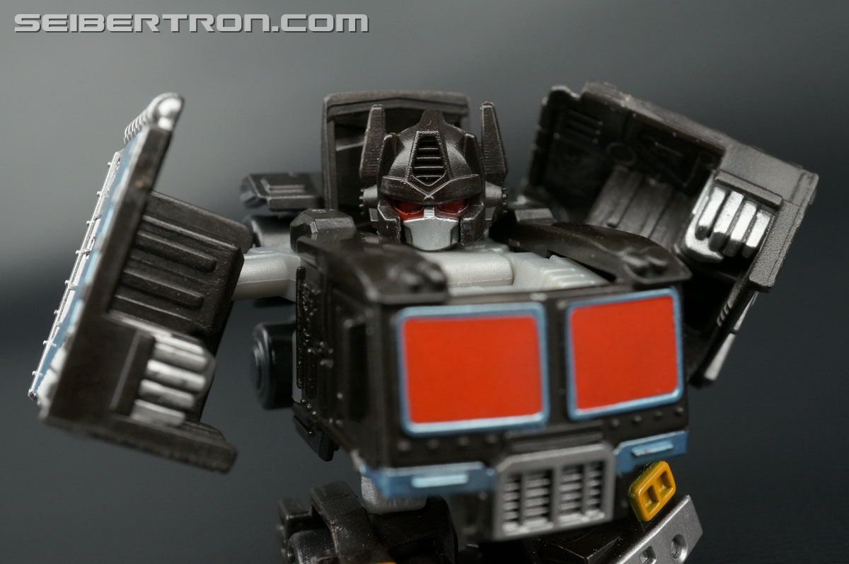 Q-Transformers Black Convoy (Black Optimus Prime) (Image #58 of 78)