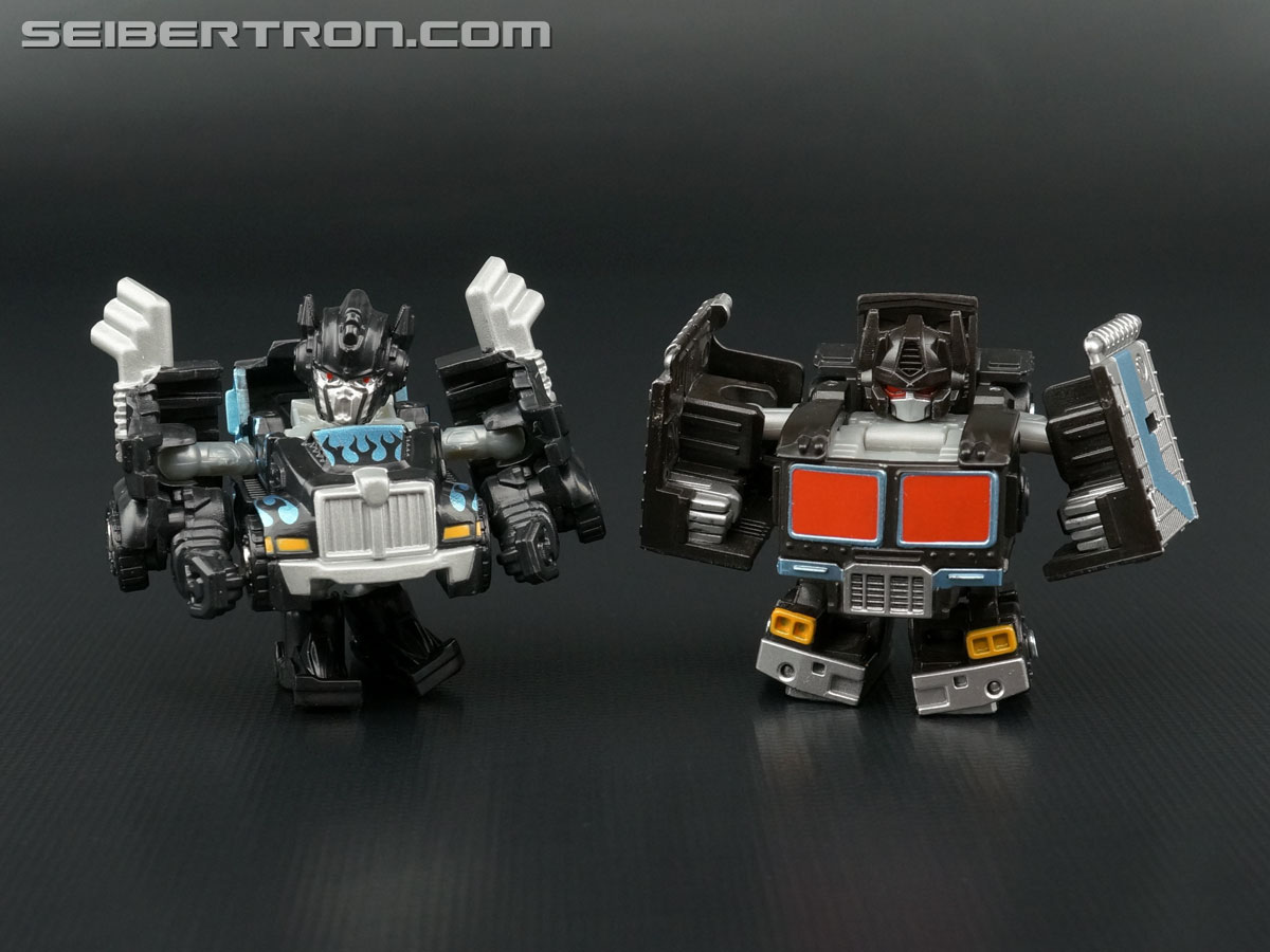Q-Transformers Black Convoy (Black Optimus Prime) (Image #70 of 78)