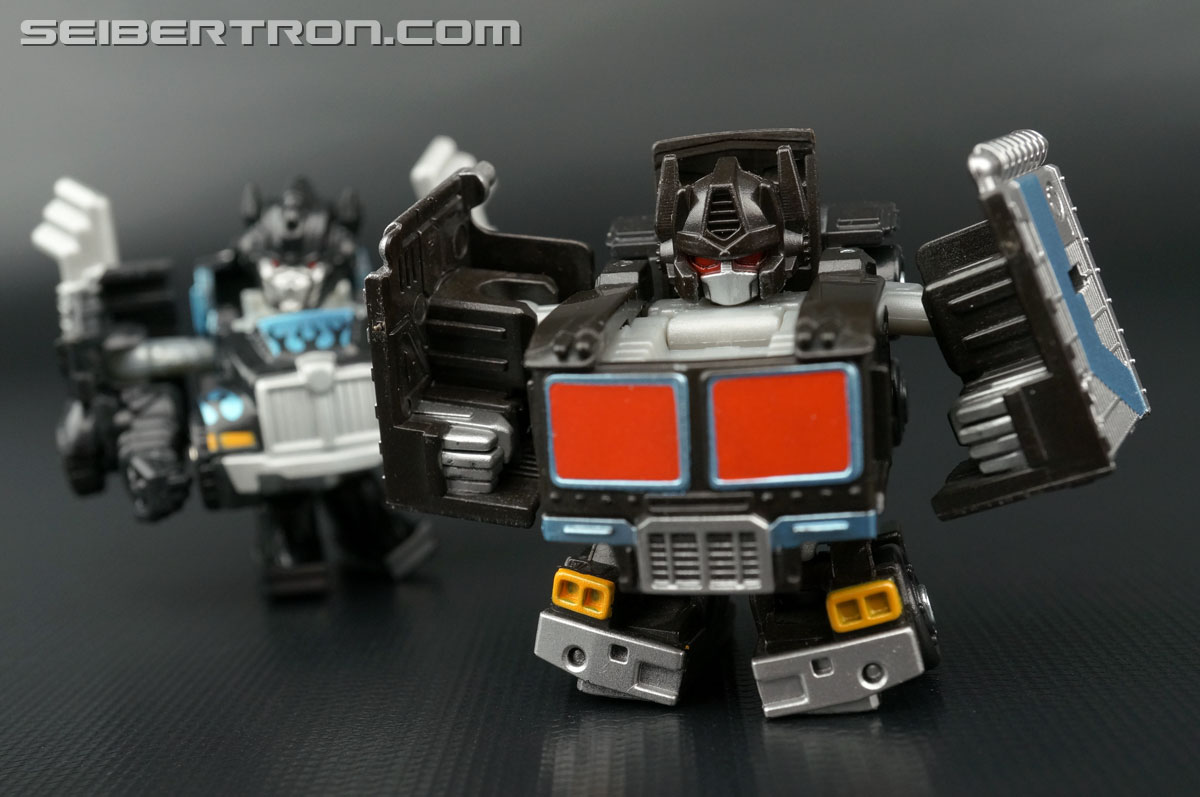 Q-Transformers Black Convoy (Black Optimus Prime) (Image #72 of 78)