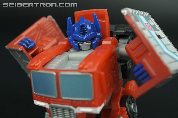 Q-Transformers Optimus Prime (Convoy) (Image #73 of 90)
