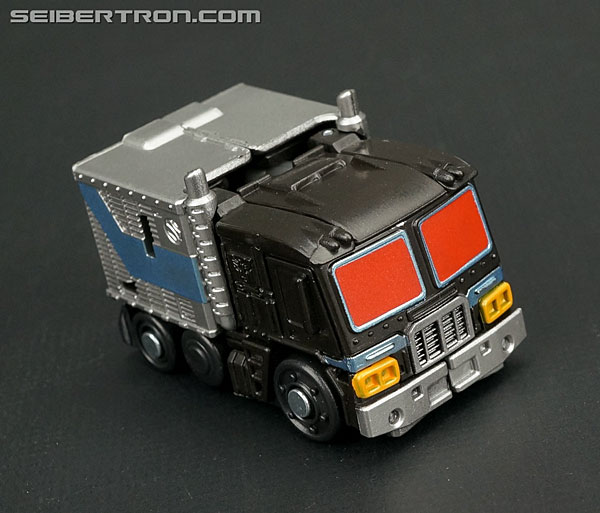 Q-Transformers Black Convoy (Black Optimus Prime) (Image #10 of 78)