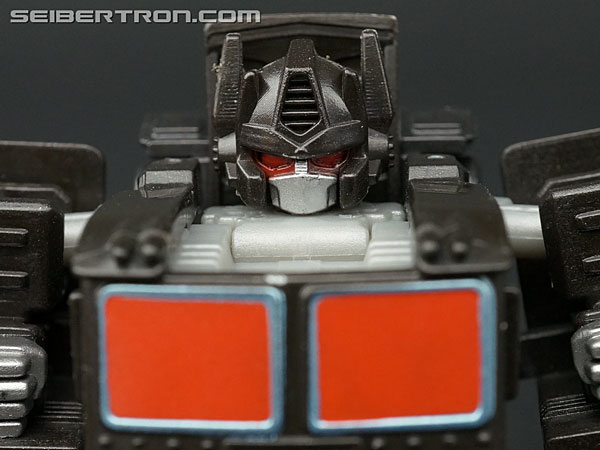 Q-Transformers Black Convoy (Black Optimus Prime) (Image #34 of 78)