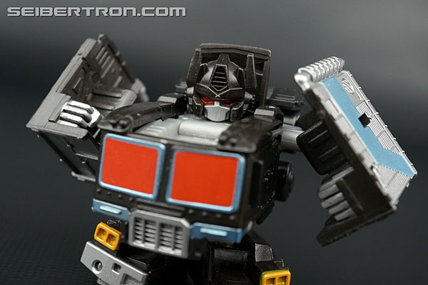 Q-Transformers Black Convoy (Black Optimus Prime) (Image #51 of 78)