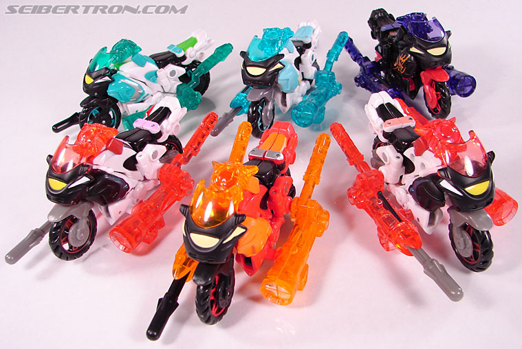 Transformers BotCon Exclusives Flareup Toy Gallery (Image 31 of 81)