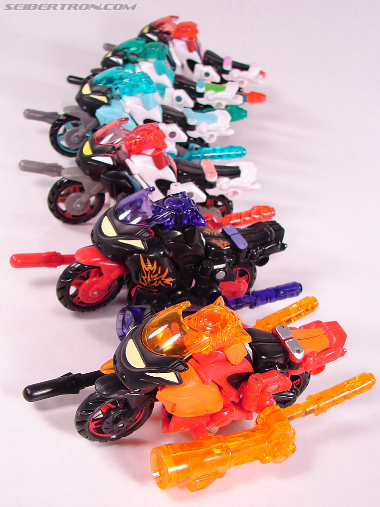 Transformers BotCon Exclusives Flareup Toy Gallery (Image 31 of 81)