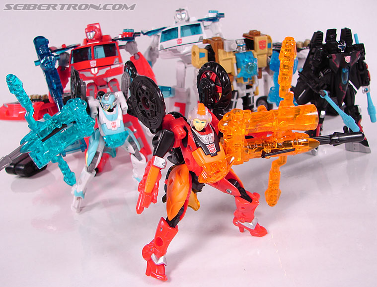 Transformers BotCon Exclusives Flareup Toy Gallery (Image 75 of 81)