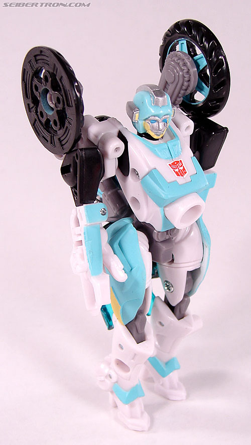 transformers cyberverse chromia toy