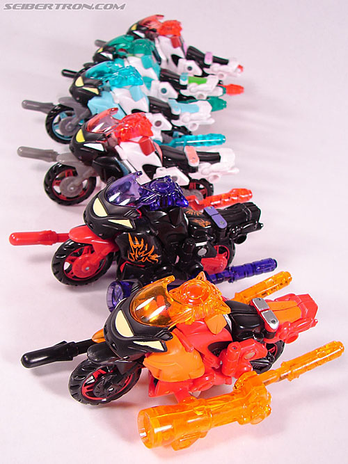 Transformers BotCon Exclusives Flareup Toy Gallery (Image 32 of 81)