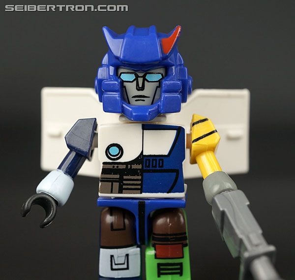 Transformers BotCon Exclusives Autobot Spike (Image #4 of 50)