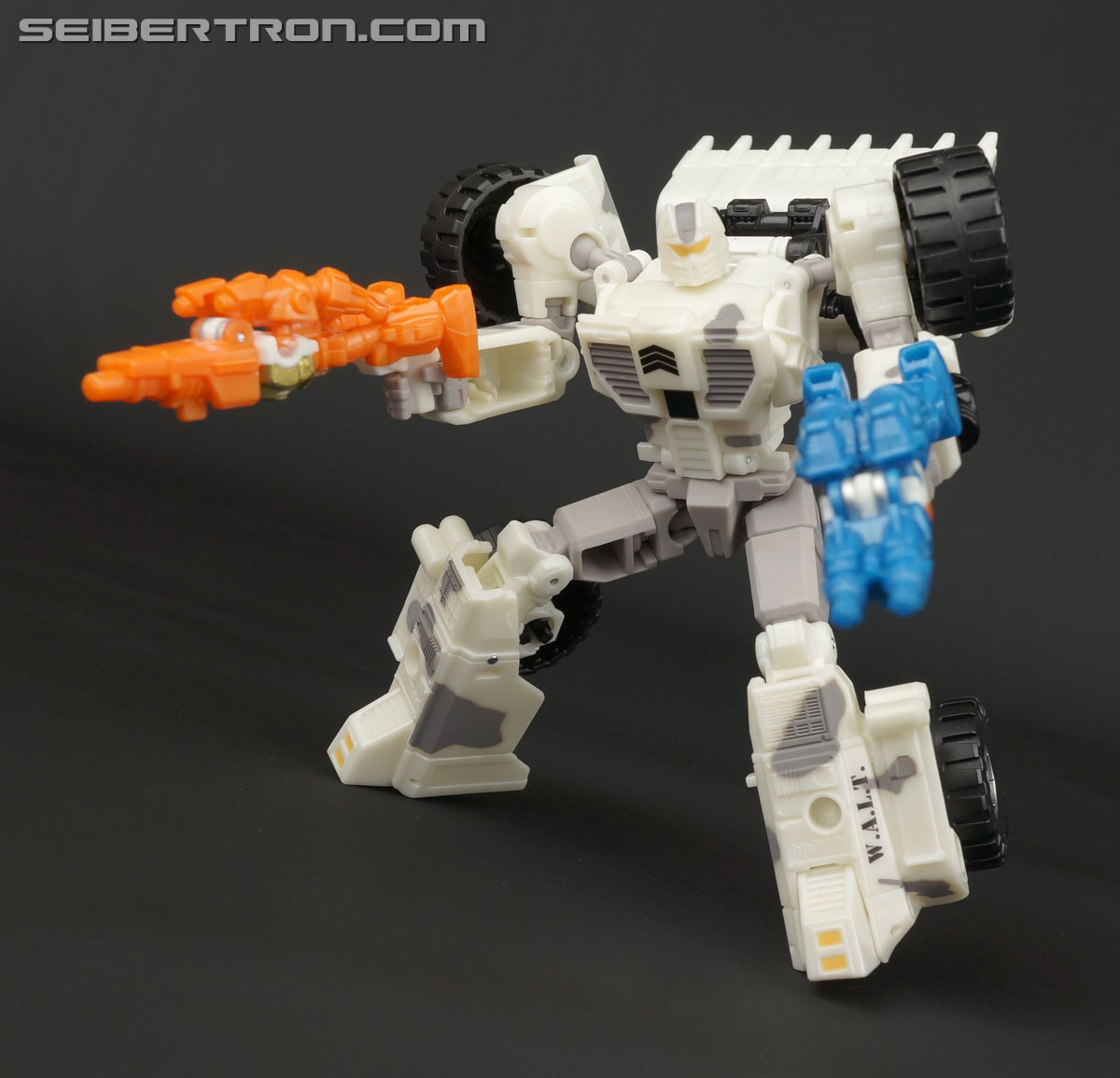 Transformers BotCon Exclusives Sgt Hound Toy Gallery (Image #94 of 127)