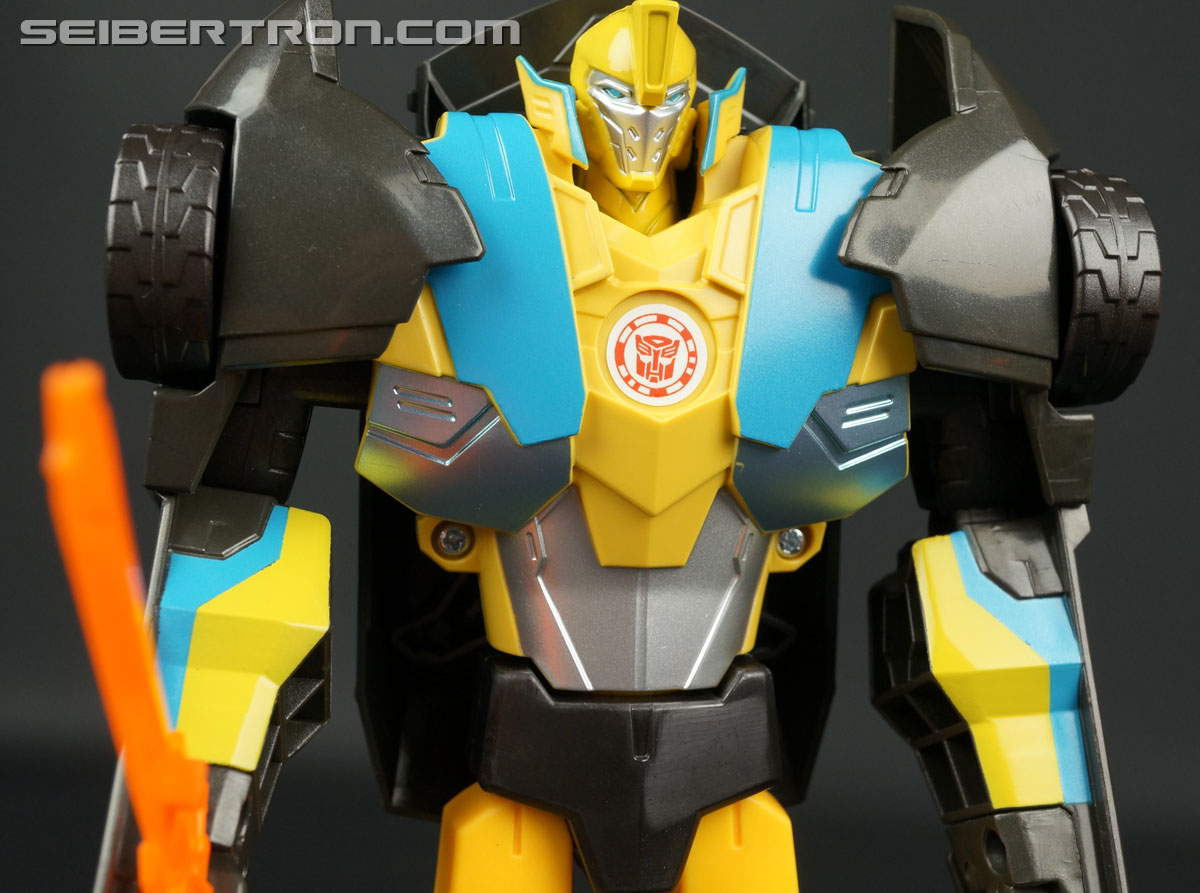 Clash of the Transformers Bumblebee (Image #80 of 83)