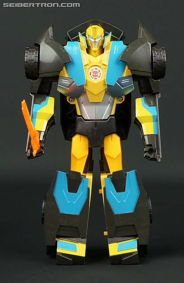 Clash of the Transformers Bumblebee (Image #40 of 83)