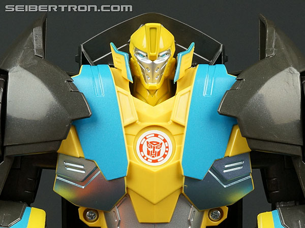 Clash of the Transformers Bumblebee gallery