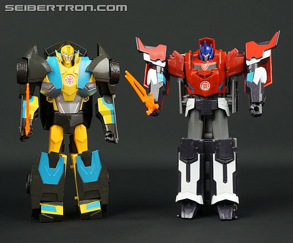 Clash of the Transformers Bumblebee (Image #76 of 83)