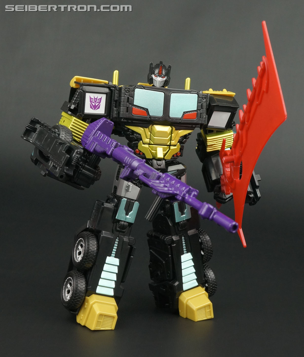 Transformers scourge. Transformers Unite Warriors Grand Scourge. Transformers Unite Warriors. Transformers Гранд Скурдж. Трансформеры Энергон Гранд Скурдж.