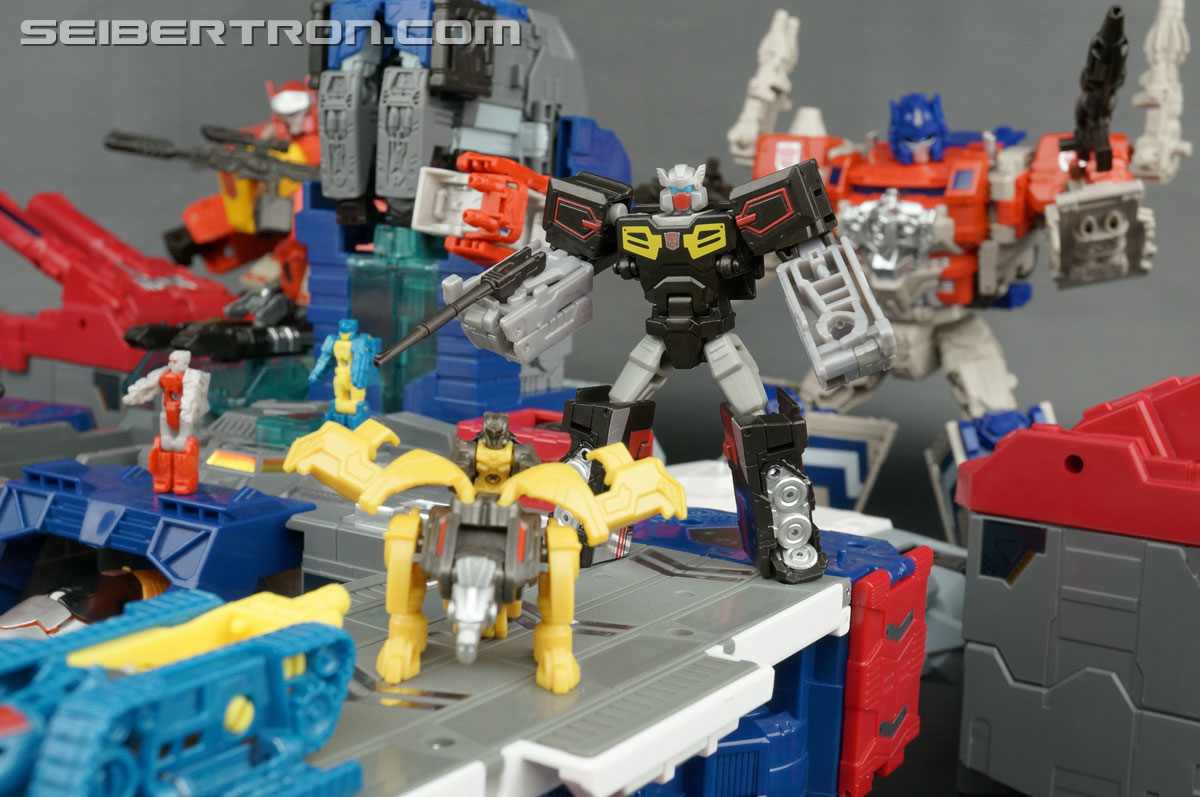 Transformers Titans Return Fortress Maximus (Image #120 of 399)
