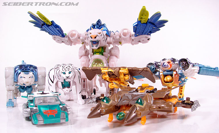 Transformers Club Exclusives Airazor (Chromia 10 Pilot) (Image #58 of 132)