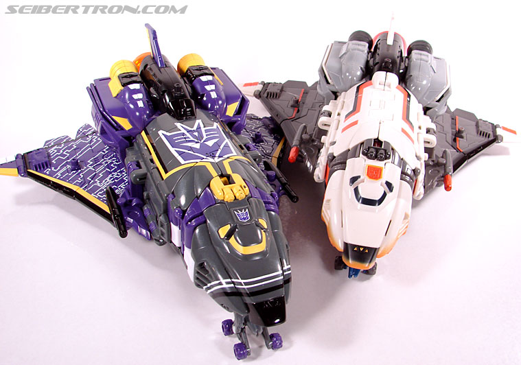 Transformers Club Exclusives Astrotrain (Image #72 of 176)
