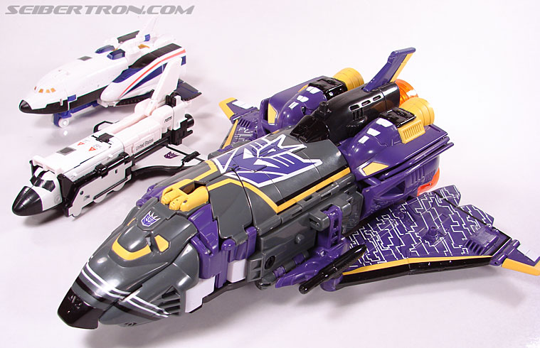 Transformers Club Exclusives Astrotrain (Image #80 of 176)