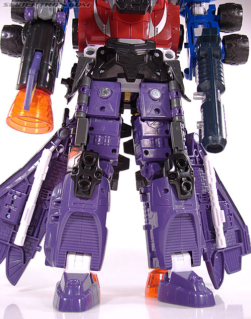 Transformers Club Exclusives Astrotrain (Image #164 of 176)