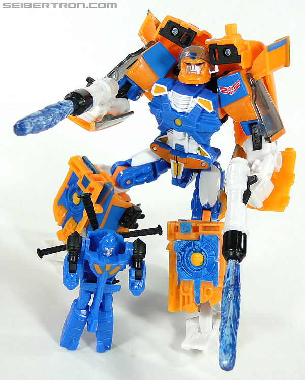 Transformers Club Exclusives Cop-Tur (Image #44 of 60)
