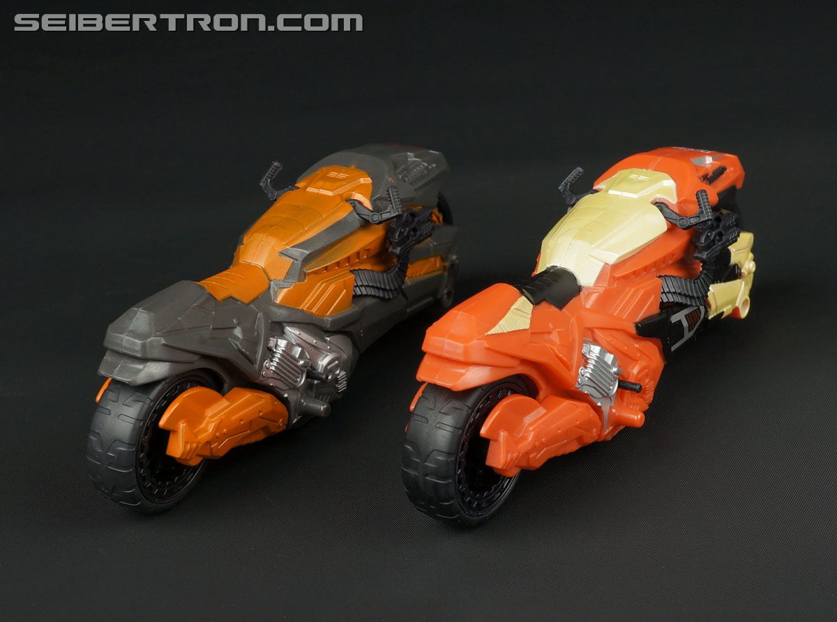 Transformers Club Exclusives Afterbreaker (Image #38 of 52)