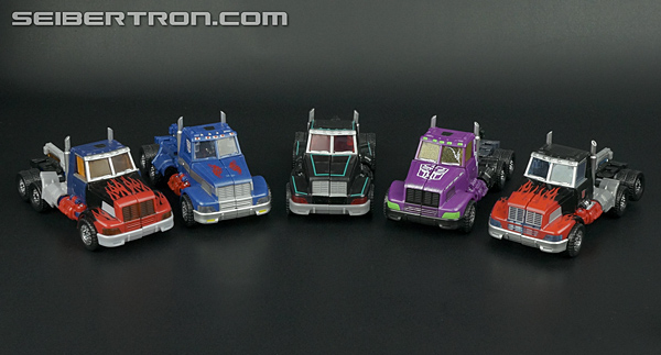 Transformers Subscription Service Scourge (Black Convoy) (Image #26 of 119)