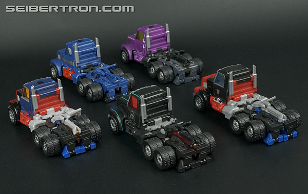 Transformers Subscription Service Scourge (Black Convoy) (Image #34 of 119)