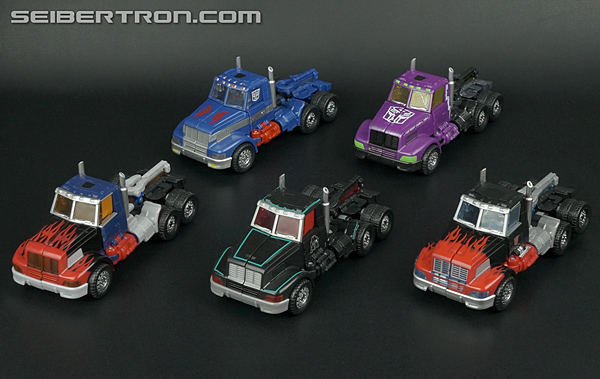 Transformers Subscription Service Scourge (Black Convoy) (Image #36 of 119)