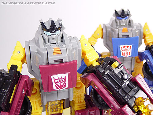 Transformers Universe Treadshot (Image #57 of 57)